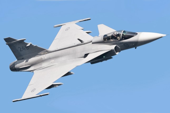 Ukrainian Pilots Complete "Orientation Training" on Swedish Gripen Jets