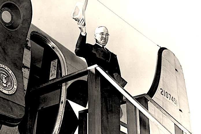 The Enduring Myth of Hiroshima & Nagasaki