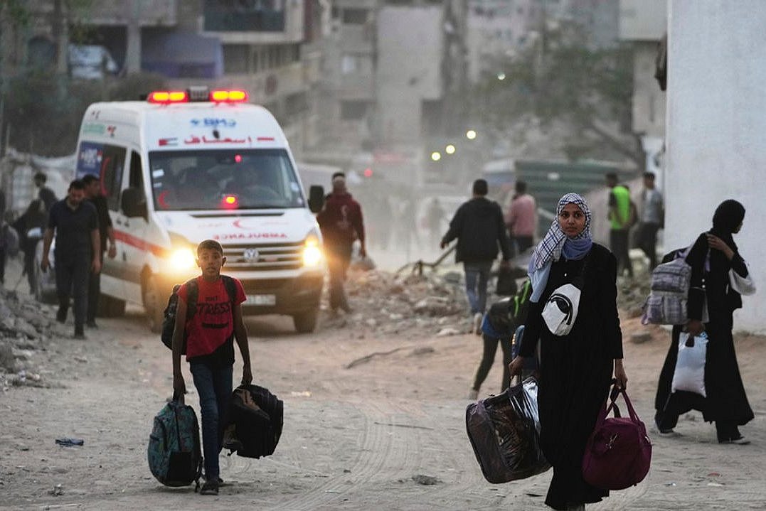 Israel escalates Gaza bombings, forcible displacement and famine as Trump tours Middle East