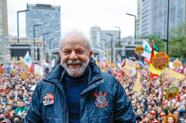 Presidential candidate Lula da Silva at a campaign rally in São Paulo.
