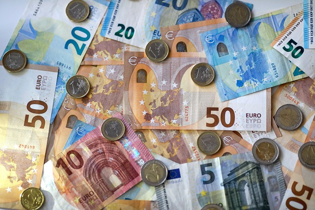 Is it a looming euro crisis? 