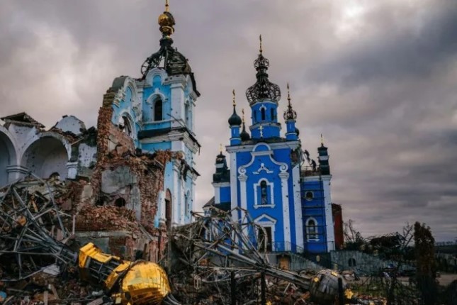 Church in Ukraine: Between a Rock and a Hard Place