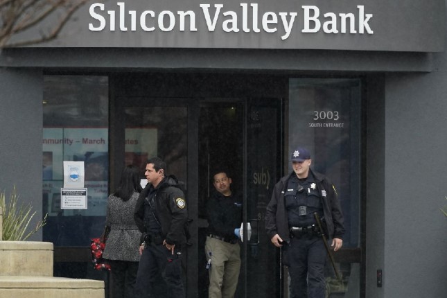 Biden announces bailout for wealthy depositors in Silicon Valley Bank