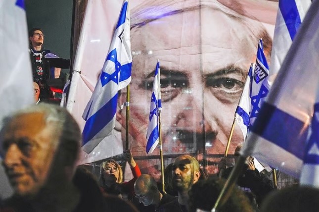 How to Stop Israel's Self-Destruction