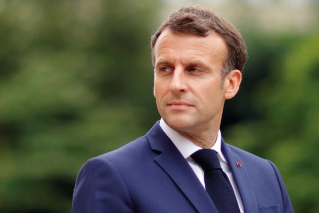 Macron Will Push NATO to Pledge "Concrete’" Guarantees for Ukraine