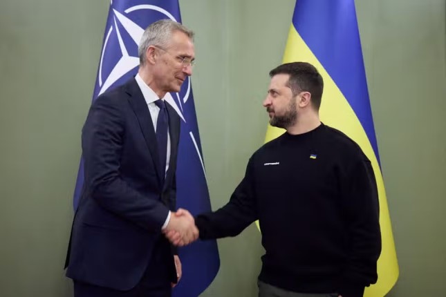 Ukraine Still Pushing for NATO Membership Commitment at Summit