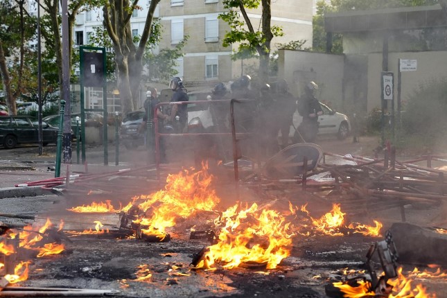 Riots erupt across Paris and France after police murder 17-year-old driver in Nanterre