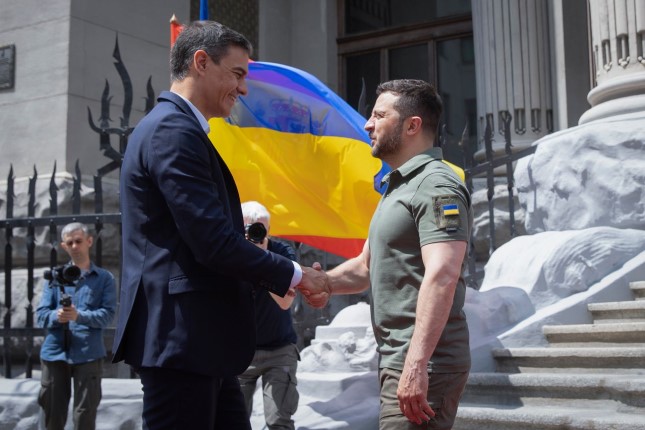 Spanish Premier Sánchez travels to Kyiv to support NATO’s war against Russia for “as long as it takes”