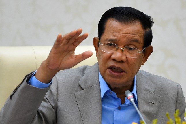 Cambodia PM Urges Ukraine Not to Use US Cluster Bombs