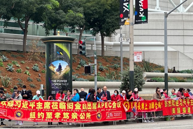 Xi arrives in San Francisco as crowds eagerly welcome Chinese President for a key China-US summit