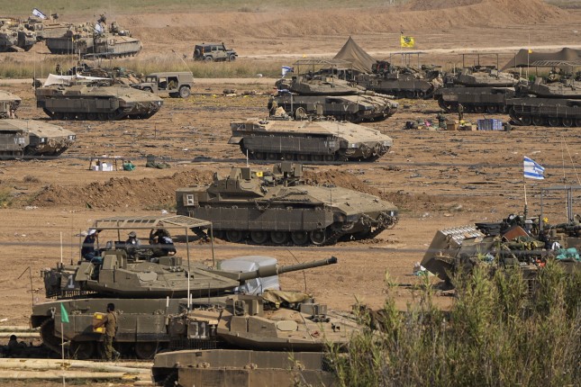 Israeli Tanks and Troops Briefly Enter Gaza During Raid