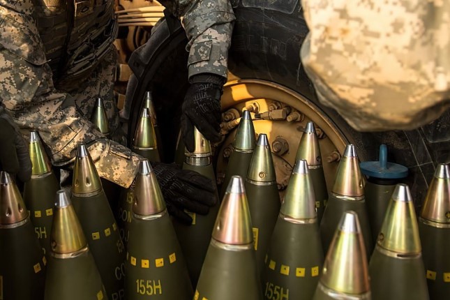 US to Send Israel Artillery Shells Initially Bound for Ukraine