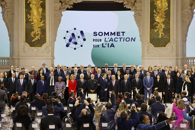 World leaders seek common ground at Paris AI summit