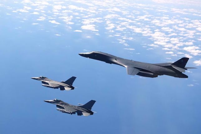 Pentagon to Start Training Ukrainian Pilots on F-16s in the US