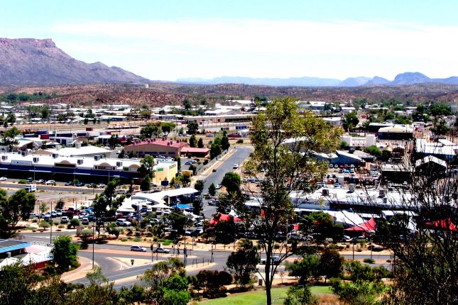 Alice Springs, Australia, 2005. (Johannes Püller, Wikimedia Commons, CC BY-SA 2.0)